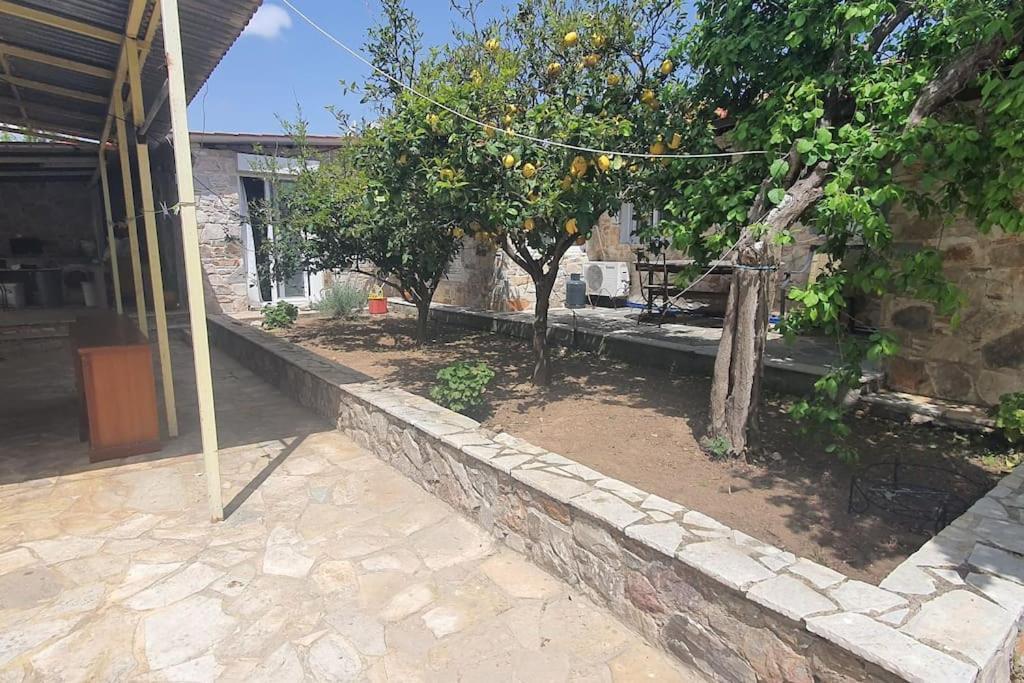 Apartamento Confortable House In Nature Fofola Exterior foto